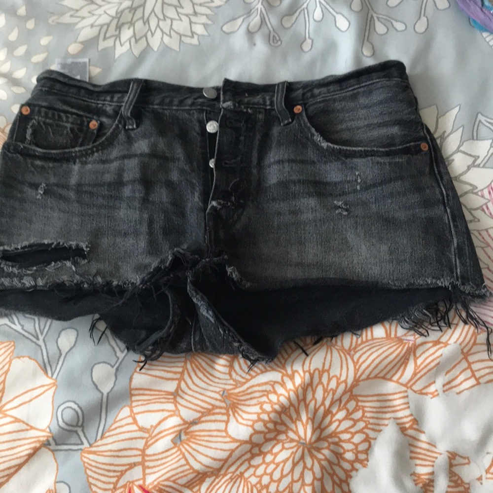 Black cut off’s size 28